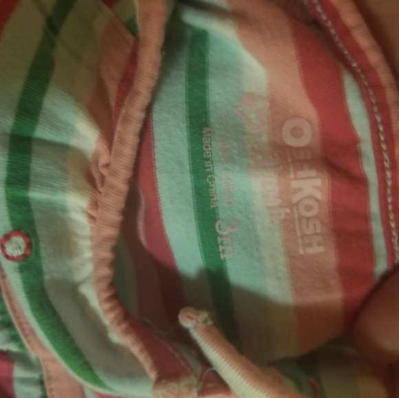 Embroidered Snowfalke Outfit - Picture 2 of 6